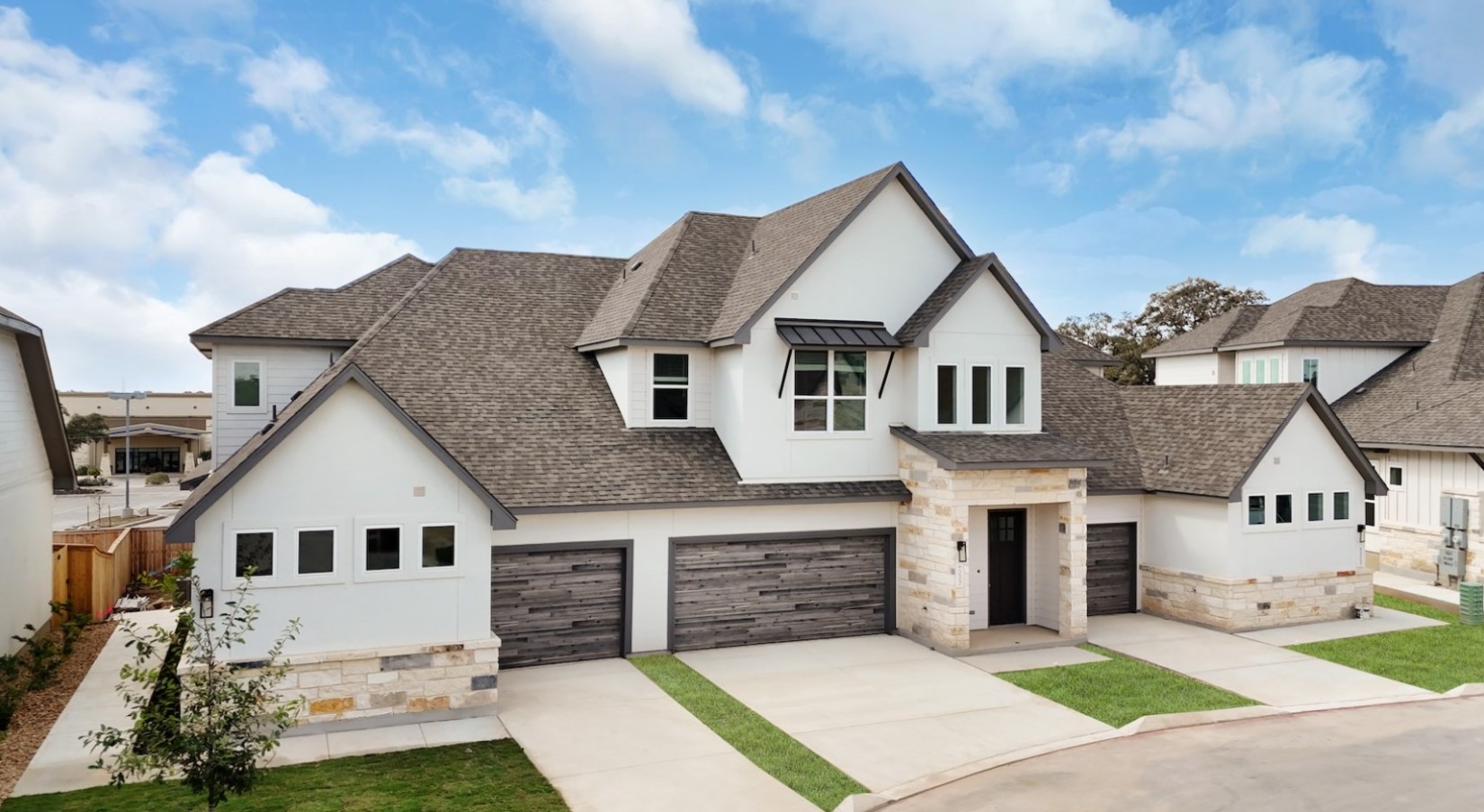 Spacious townhome with a garage